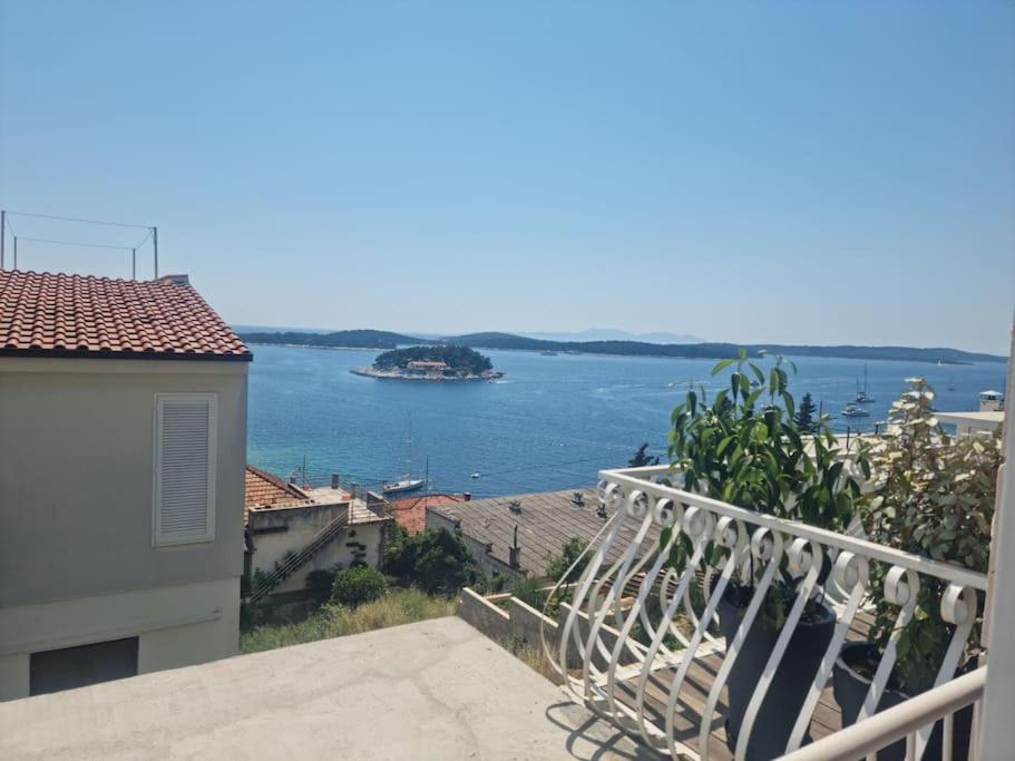 Private Room With View 1 Hvar Town Luaran gambar